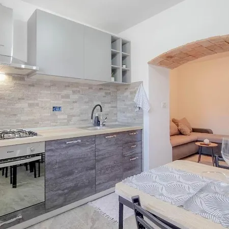 Apartman Ferienwohnung Fur 3 Personen Ca 40 Qm In Novigrad, Istrien Istrische Riviera - B61622