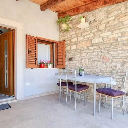 Ferienwohnung Fur 3 Personen Ca 40 Qm In Novigrad, Istrien Istrische Riviera - B61622 Apartman Karpinjan
